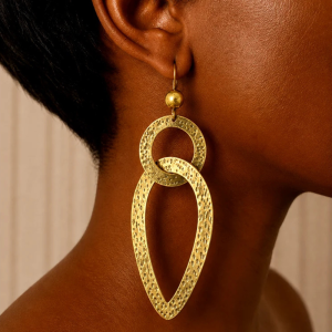Handcrafted Interlocking Circle Teardrop Brass Earrings – Hammered Chain Link Statement Dangles